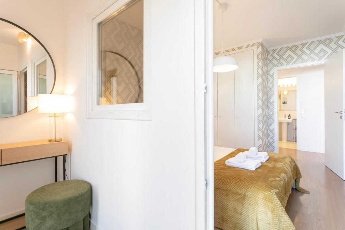 Modern 2bdr Flat In The City's Heart! * Lissabon