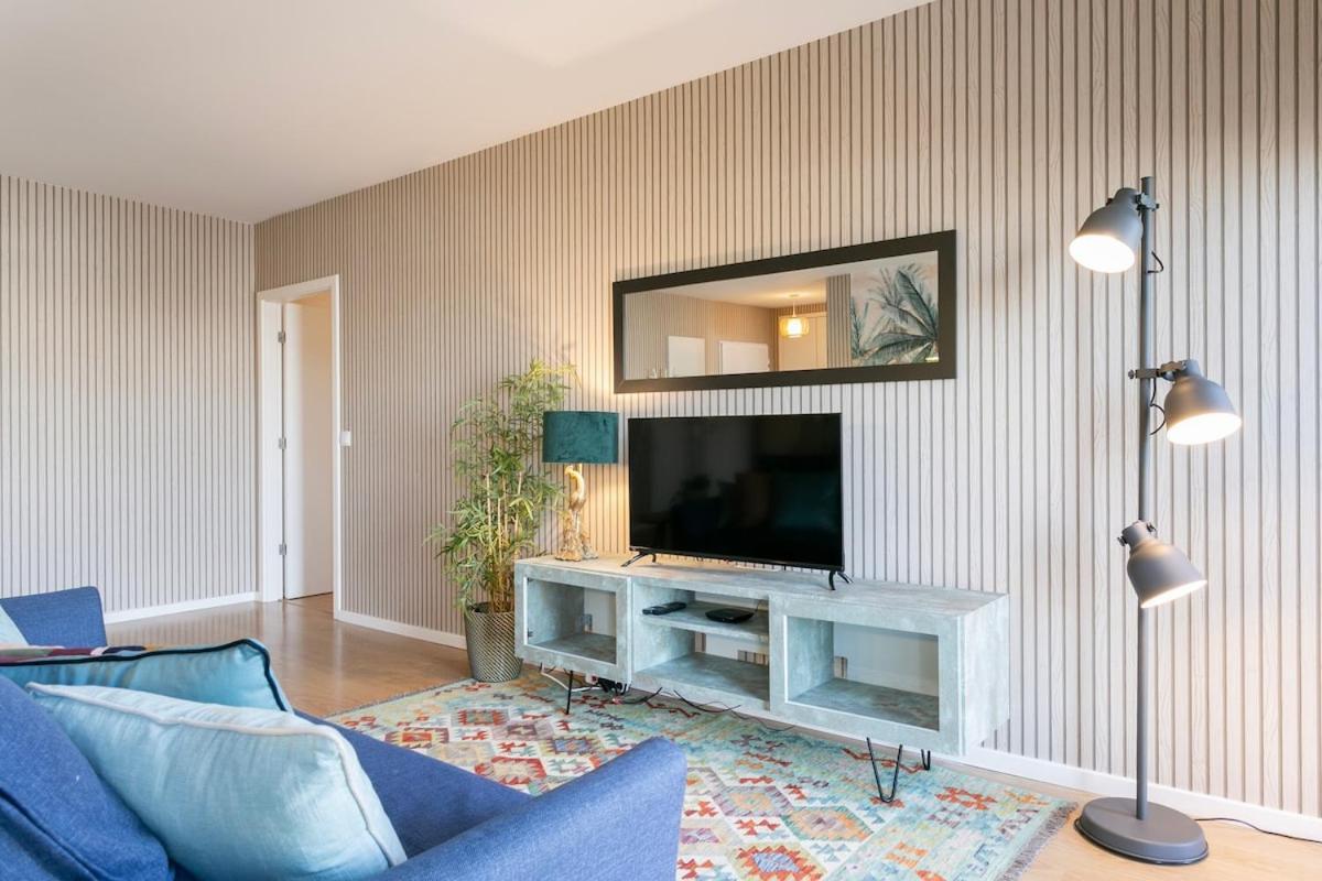 Modern 2bdr Flat In The City's Heart! * Lissabon