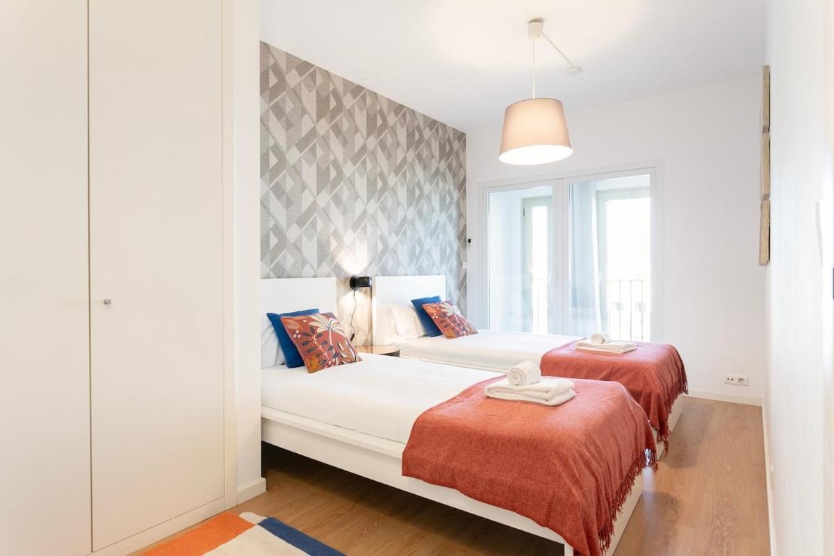Modern 2bdr Flat In The City's Heart! Apartment